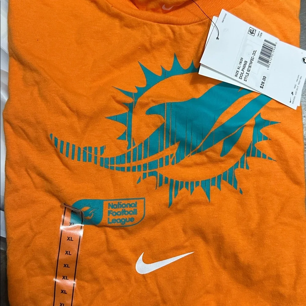 Nike Orange Miami Dolphins Faded Essential Youth T-Shirt‎ NWT Size M 10/12